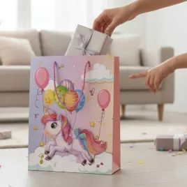 torebka-torba-prezentowa-na-prezent-ozdobna-papierowa-jednorozec-w1