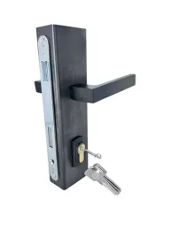 zestaw-do-furtki-kaseta-z-zamkiem-60x40-klamka-wkladka-maskownice