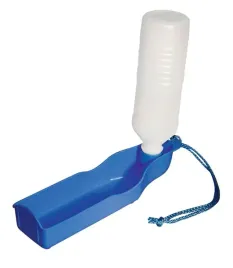 kerbl-butelka-z-miska-na-wode-500-ml-niebieska