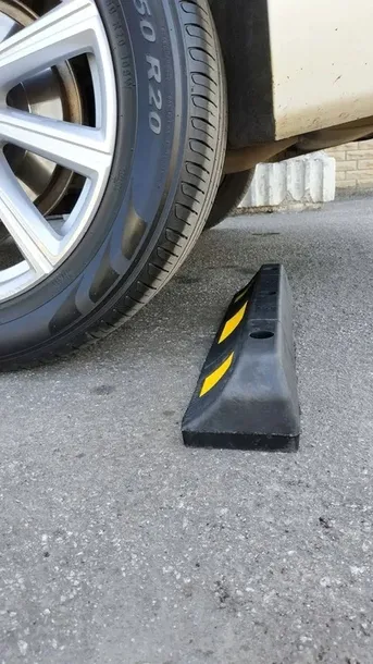 separator-ogranicznik-parkingowy-590mm-kod-producenta-590