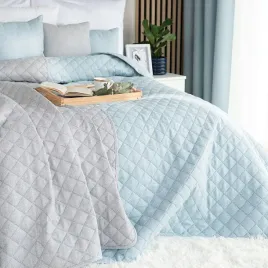 pikowana-narzuta-na-lozko-170x210cm-jasny-niebieski-elegancka-dekoracyjna