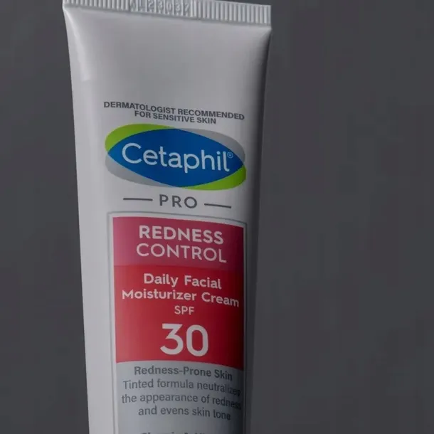 cetaphil-pro-redness-control-krem-na-dzien-spf-30-dzialanie-chlodzace