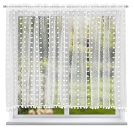 firana-delikatna-sable-150x300-cm-z-pomponami-biala-boho-na-tasmie-tunel