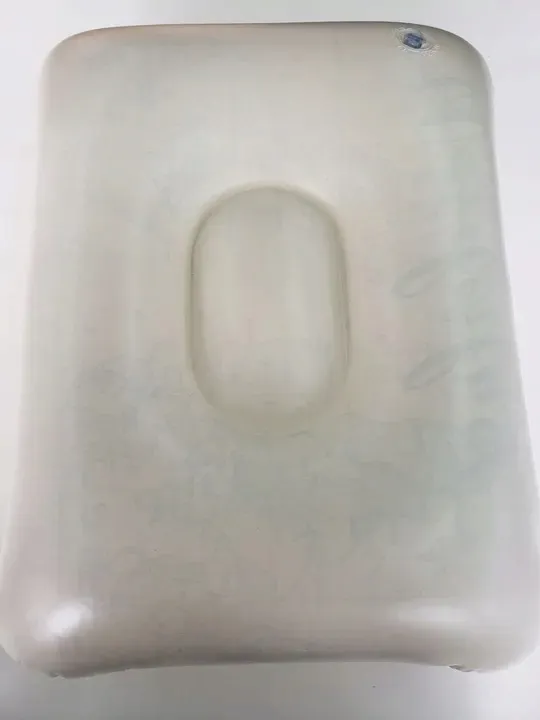 poduszka-kempingowa-nadmuchiwana-quechua-air-basic-stan-nowy