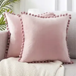 stylowa-rozowa-poszewka-welur-pomponiki-prezent-40x40-boho-ozdoba-wnetrza