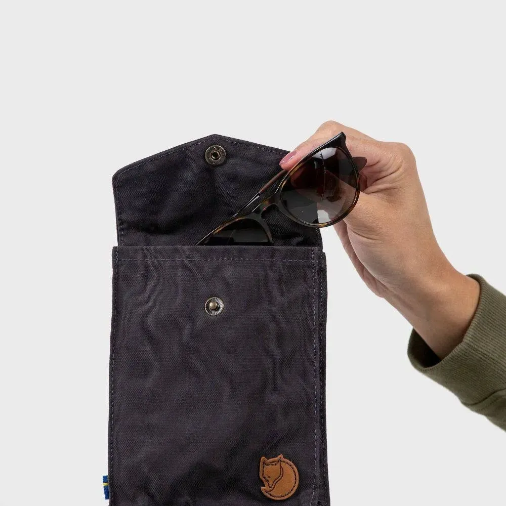 fjallraven-pocket-black