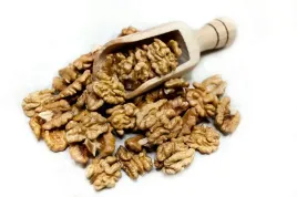 orzechy-wloskie-luskane-1-kg-polskie-zbior-2024