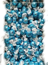 heidi-praliny-z-mlecznej-czekolady-o-smaku-kokosowym-1-kg