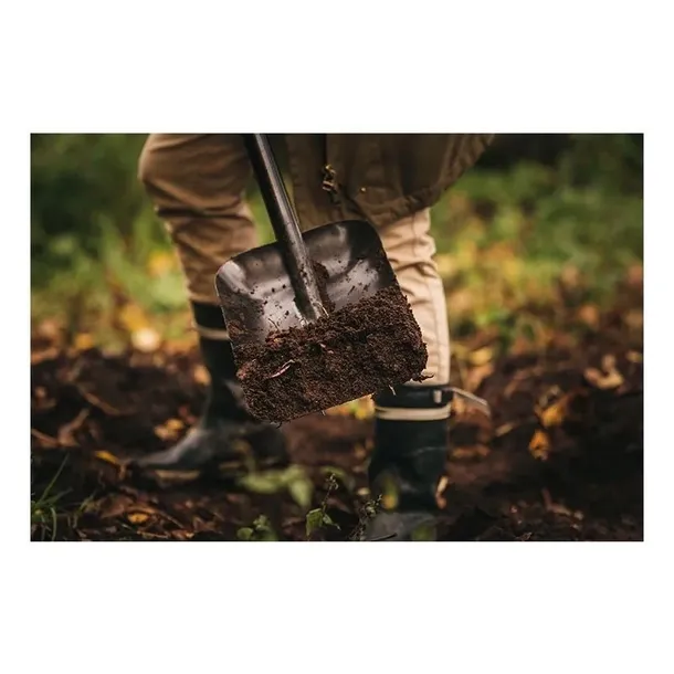 fiskars-lopata-szufla-solid-stan-nowy-waga-narzedzia-1-9-kg