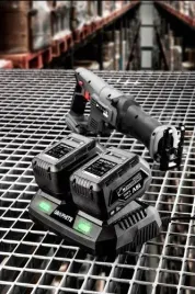 graphite-ladowarka-podwojna-do-akumulatora-energy