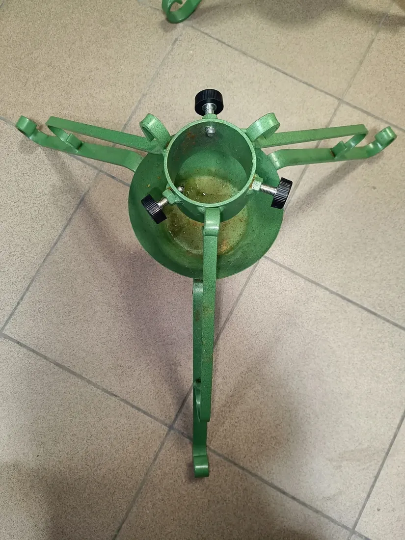 stojak-na-choinke-fi-75-cm-stan-nowy