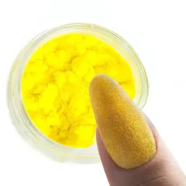 flocked-effect-aksamit-zamszowy-pylek-do-paznokci-manicure-zdobien-zolty