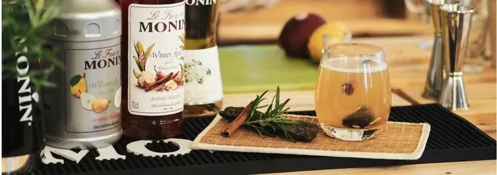 syrop-do-kawy-monin-chocolate-cookie-700-ml