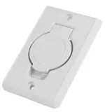 gniazdo-scienne-plastikowe-standard-biale-uniwersa