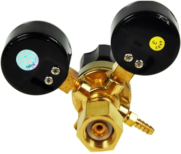 reduktor-ar-c02-2-man-mini-gwint-na-wylocie-g-1-8