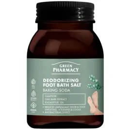 green-pharmacy-dezodorujaca-sol-do-stop-kamfora-soda-oczyszczona-400g