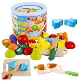 drewniane-warzywa-i-owoce-do-krojenia-w-wiaderku-na-rzepy-z-akcesoriami