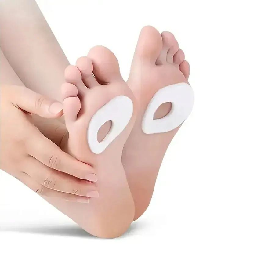 plastry-poduszki-na-pecherze-odciski-otarcia-ochronne-na-nogi-stopy-24-szt-stan-nowy