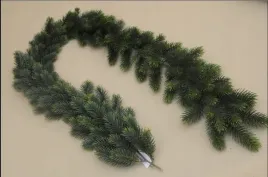 girlanda-swierk-sztuczna-190-cm-naturalny-urok-swiatecznych-dekoracji
