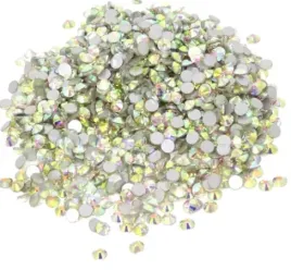 cyrkonie-paznokci-srebrne-opalizujace-ss8-1440szt