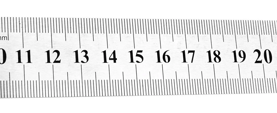 przymiar-liniowy-72-213-stan-nowy