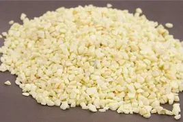 marmur-granulat-kwarcowy-2-4mm-05kg-kremowy-kam-marm-010