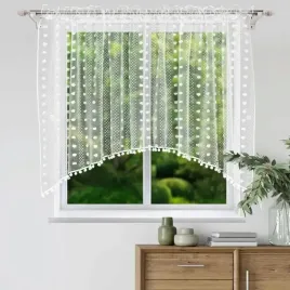 delikatna-firana-sable-w-stylu-boho-z-pomponikami-luk-200x105cm-ozdoba-okna