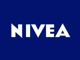 nivea-pearly-shine-nawilzajaca-pomadka-do-ust-4-8g