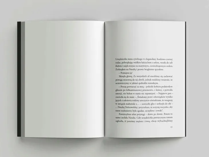 na-dwa-glosy-waga-z-opakowaniem-1-kg