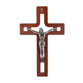 krzyz-z-drewna-bukowego-prostokatny-z-wycieciami-na-wylot