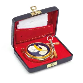 bursa-zamszowa-z-wyposazeniem-do-poslugi-dla-chorych