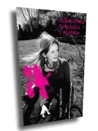 dziewczynka-tanczaca-z-wiatrem