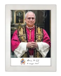 obraz-papiez-leon-xiv-rama-biala-20-cm-x-25-cm