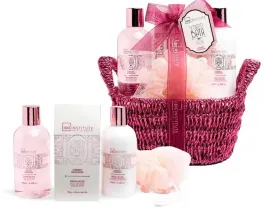 zestaw-kosmetykow-prezentowy-prezent-upominek-kosz-dla-pan-na-dzien-kobiet