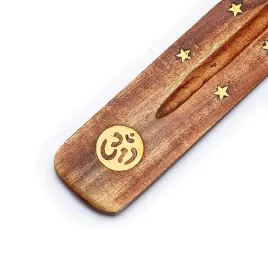 drewniana-podstawka-na-kadzidla-om