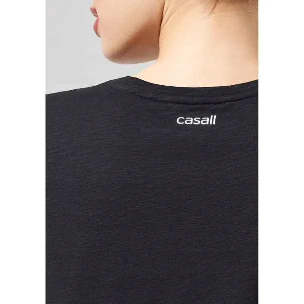 koszulka-casall-soft-texture-tee-40-wlasciwosci-odprowadzajace-wilgoc