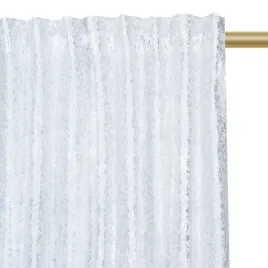 zaslona-polzaciemniajaca-welur-tasma-wave-140x250-glamour-biala-ze-srebrem