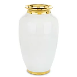 wazon-ceramiczny-bialy-ze-zlotymi-akcentami-glamour-do-wielu-wnetrz