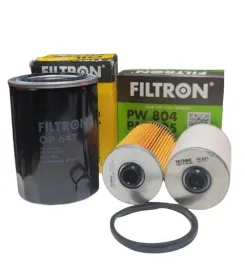 zestaw-serwisowy-do-ursusa-c-330-c-360-c-385-filtron