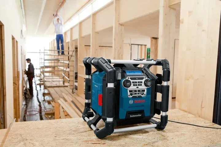 radio-budowlane-gpb-18v-5-c-bosch-bluetooth-komunikacja-bluetooth