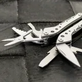 true-utility-minimulti-multitool-tu195k-10-w-1-liczba-dodatkowych-narzedzi-10