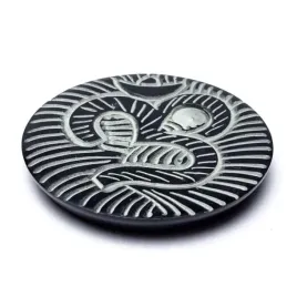 podstawka-na-kadzidla-ze-steatytu-om-czarna-10-cm