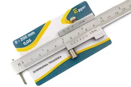 suwmiarka-traserska-0-200-mm-005-mm