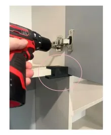 przymiar-do-montazu-frontow-meblowych-ulatwia-samodzielny-montaz