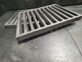 ruszt-zeliwny-35-cm-na-26-cm