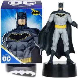 batman-figurka-kolekcjonerska-superbohater-podswietlana-podstawka-led-dc