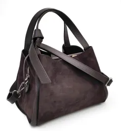 zamszowy-czekoladowy-kuferek-vera-pelle