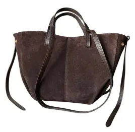 czekoladowa-zamszowa-torebka-brazowa-shopper-zamsz-naturalny-lodka