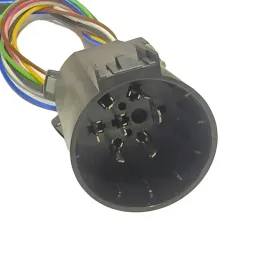 wtyczka-przyczepy-haka-ford-gm-gmc-sierra-dodge-uscar-cadilac-7pin-meska