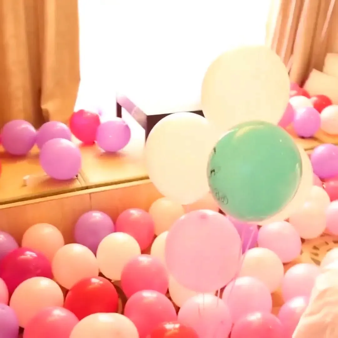 elektryczna-pompka-do-balonow-2-dysze-mocna-szybka-230v-600w-do-balonikow-stan-nowy